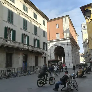 Le Logge 3*, Pisa Italy